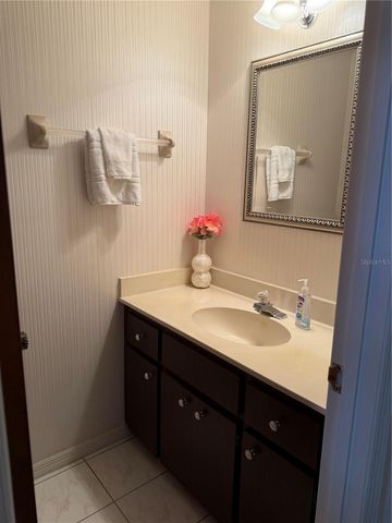 924 RIDGECREST ROAD, Orlando, FL 32806