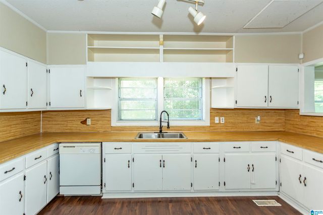1907 KELLY LOOP ROAD, Mount Olive, AL 35117