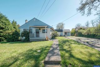 845 SW Oakdale Av, Dallas, OR 97338