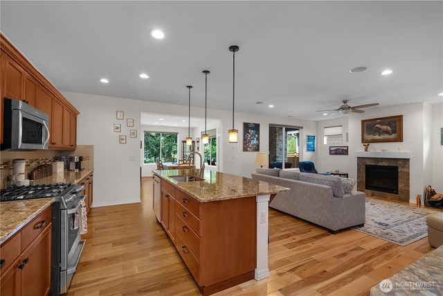 5023 Orcas Street NE, Lacey, WA 98516