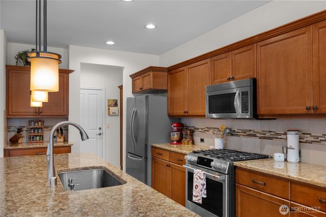 5023 Orcas Street NE, Lacey, WA 98516