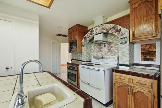 16321 Wing Levee Rd, Stockton, CA 95206