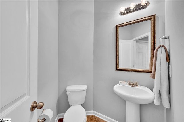 105 Moorlyn Lane, Greer, SC 29650