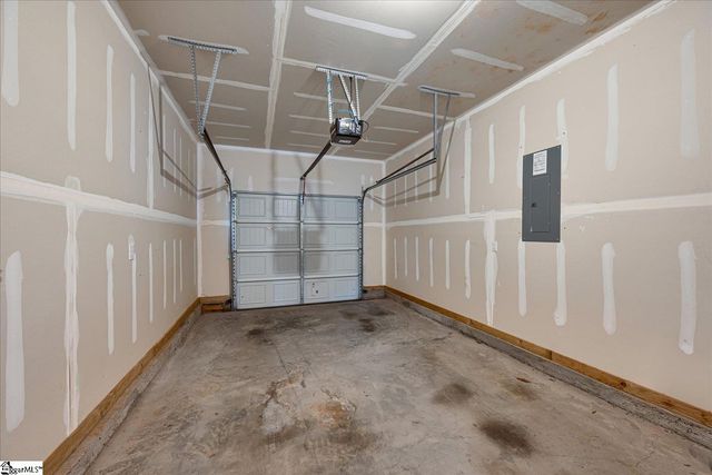 105 Moorlyn Lane, Greer, SC 29650