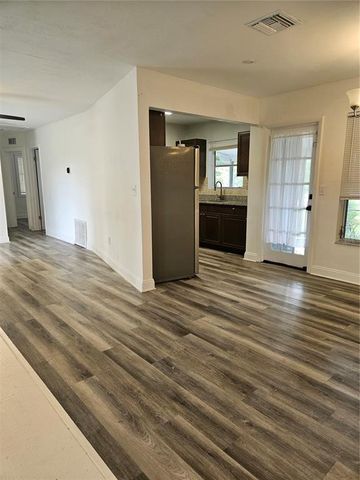 985 N VILLAGE DRIVE, Deltona, FL 32725