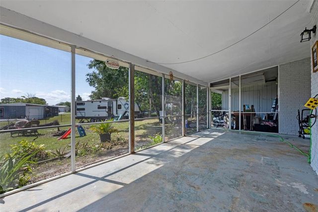 985 N VILLAGE DRIVE, Deltona, FL 32725