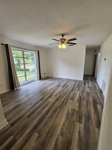 985 N VILLAGE DRIVE, Deltona, FL 32725