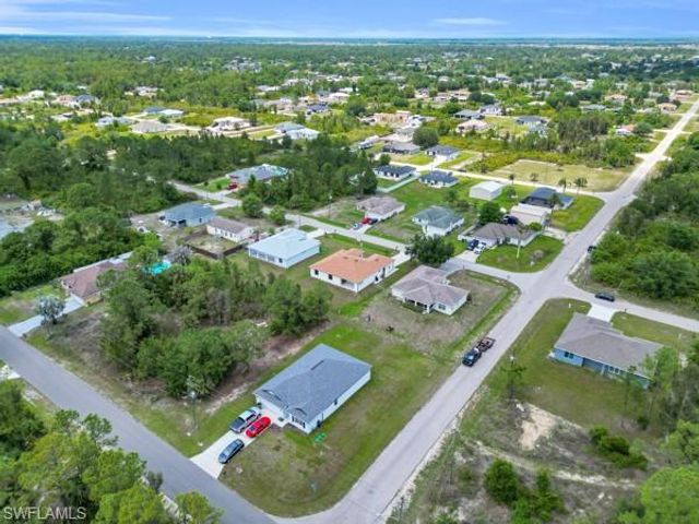 3003 52nd ST W, Lehigh Acres, FL 33971
