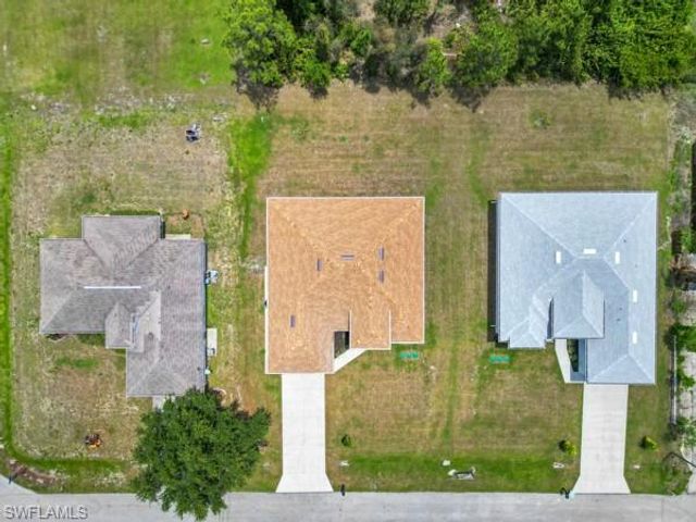 3003 52nd ST W, Lehigh Acres, FL 33971