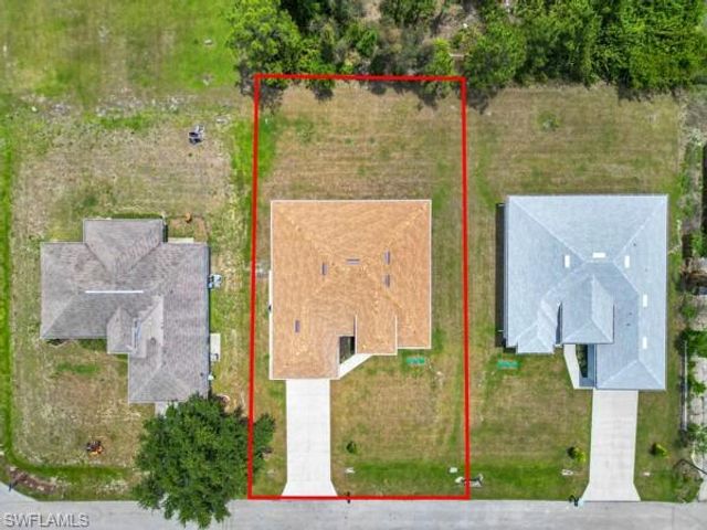 3003 52nd ST W, Lehigh Acres, FL 33971