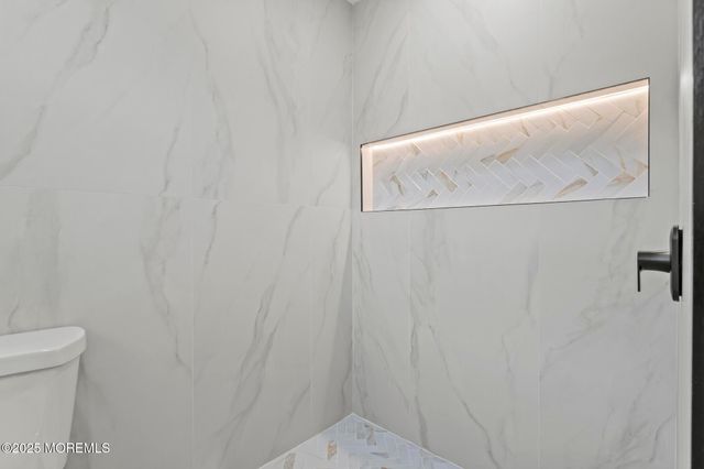 16 Saint Kitts Drive, Toms River, NJ 08757