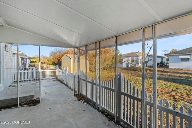 16 Saint Kitts Drive, Toms River, NJ 08757