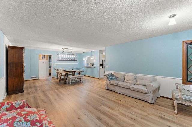 1495 Trollhagen Drive, Fridley, MN 55421