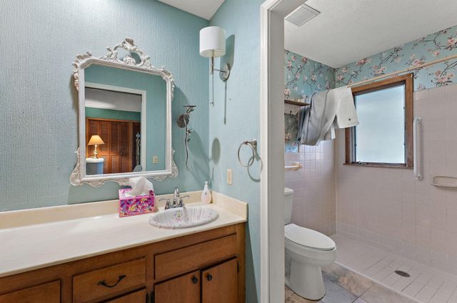 1495 Trollhagen Drive, Fridley, MN 55421