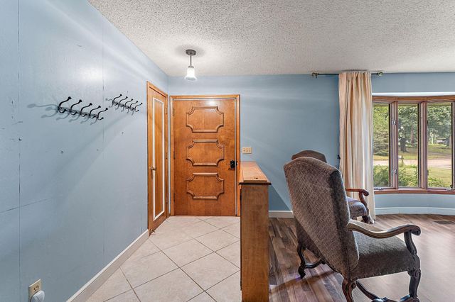 1495 Trollhagen Drive, Fridley, MN 55421
