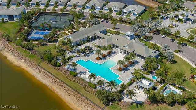 8897 Redonda DR, Naples, FL 34114