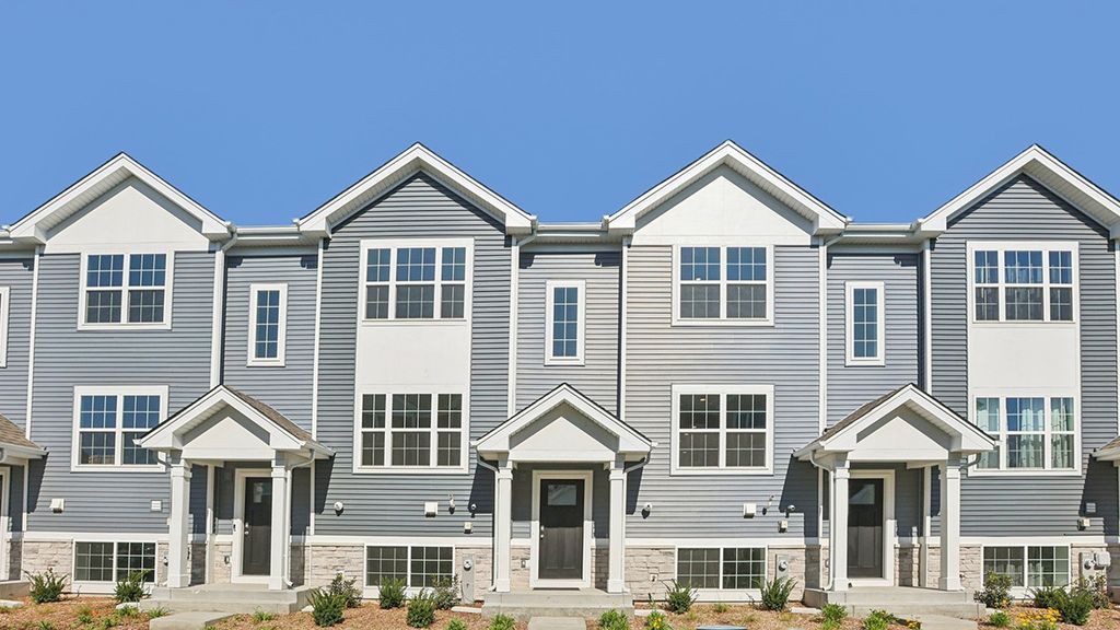 1393 Oakfield Lane, Pingree Grove, IL 60140