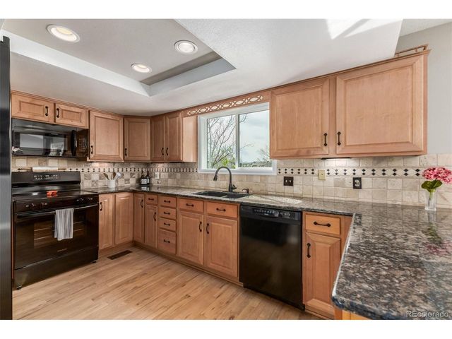 9407 Harvard Dr, Highlands Ranch, CO 80130