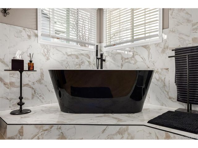 9407 Harvard Dr, Highlands Ranch, CO 80130