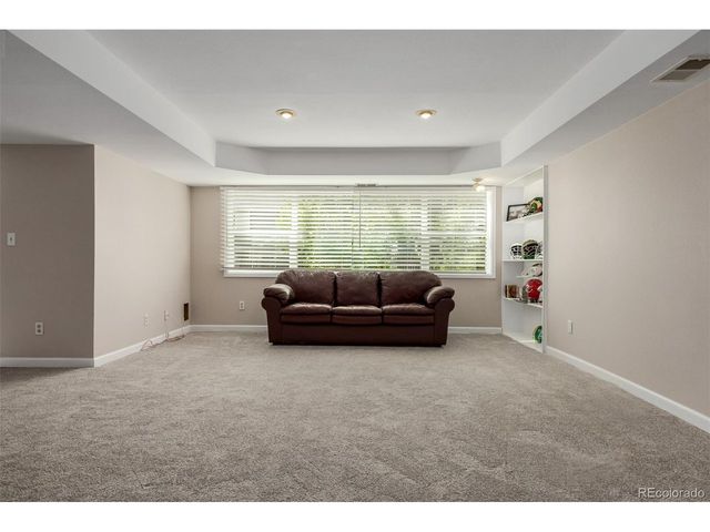 9407 Harvard Dr, Highlands Ranch, CO 80130