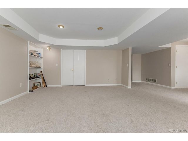 9407 Harvard Dr, Highlands Ranch, CO 80130