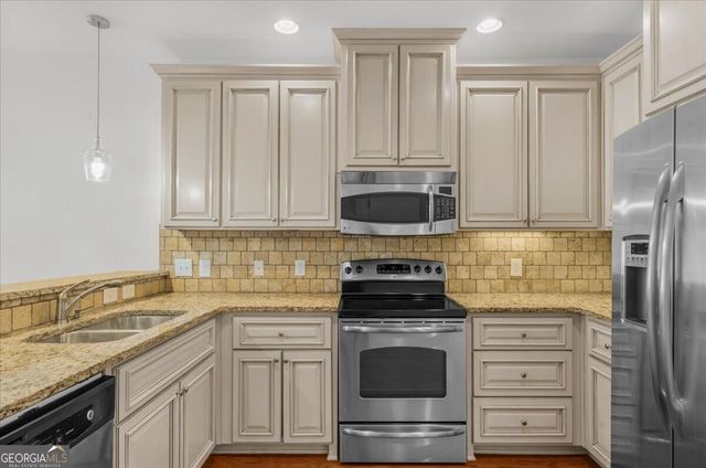 2360 Logan Circle NE 102, Atlanta, GA 30319