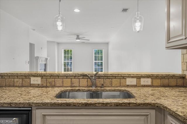 2360 Logan Circle NE 102, Atlanta, GA 30319