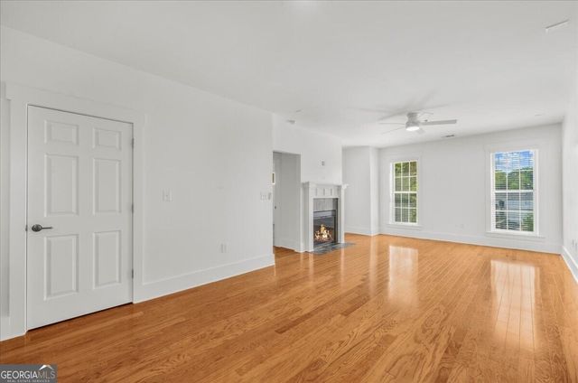 2360 Logan Circle NE 102, Atlanta, GA 30319