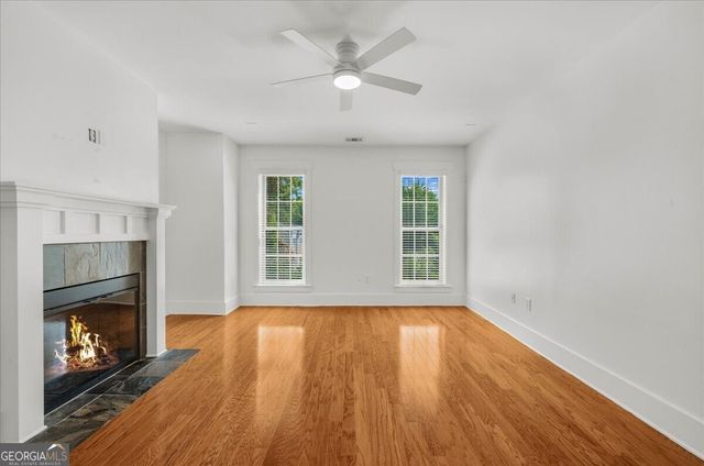 2360 Logan Circle NE 102, Atlanta, GA 30319