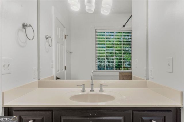 2360 Logan Circle NE 102, Atlanta, GA 30319