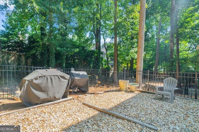 2360 Logan Circle NE 102, Atlanta, GA 30319