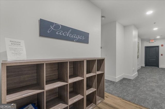 2360 Logan Circle NE 102, Atlanta, GA 30319