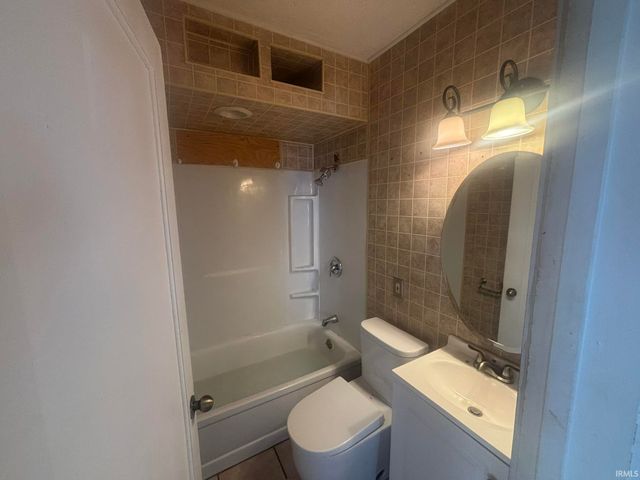 1028 Covert Avenue, Evansville, IN 47713