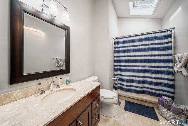 26 Vidich Lane, Naugatuck, CT 06770