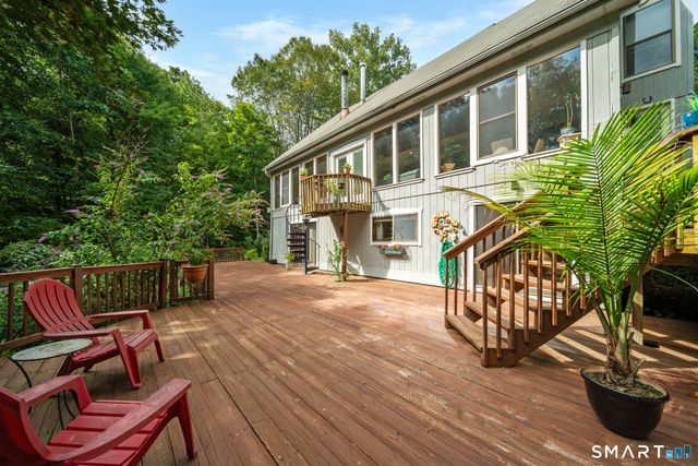 26 Vidich Lane, Naugatuck, CT 06770