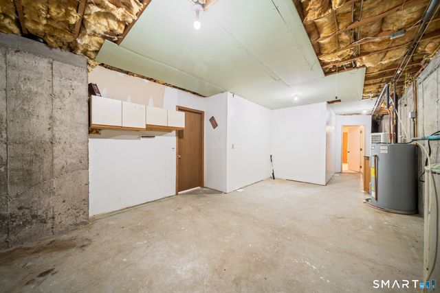 26 Vidich Lane, Naugatuck, CT 06770