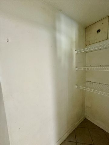 5090 Fairways Circle H102, Vero Beach, FL 32967