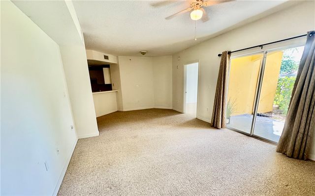 5090 Fairways Circle H102, Vero Beach, FL 32967