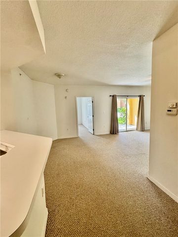 5090 Fairways Circle H102, Vero Beach, FL 32967