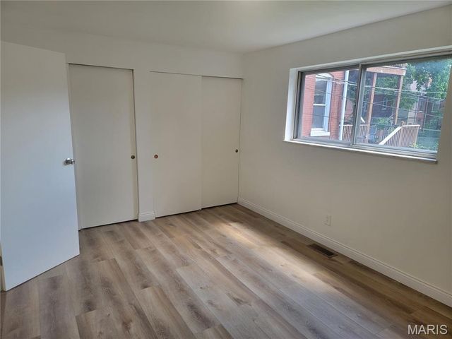 2342 Virginia Avenue, St Louis, MO 63104