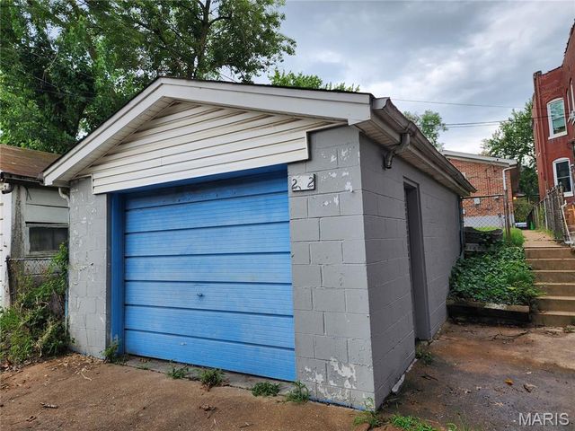 2342 Virginia Avenue, St Louis, MO 63104