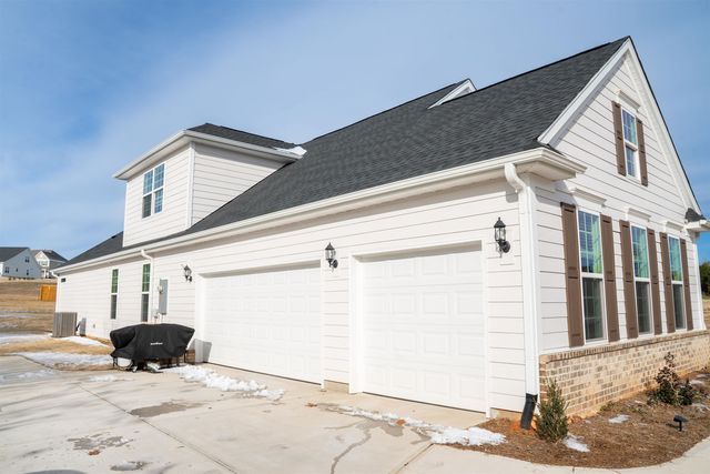 775 Peachtree Road, Chesnee, SC 29323