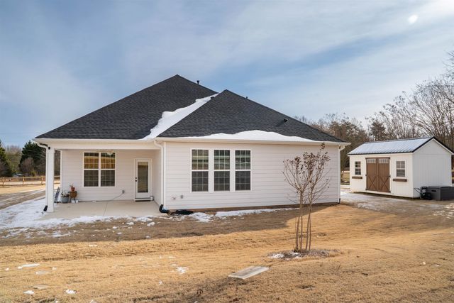 775 Peachtree Road, Chesnee, SC 29323