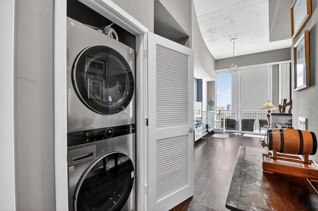 300 S Australian Avenue 1601, West Palm Beach, FL 33401