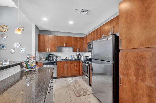 300 S Australian Avenue 1601, West Palm Beach, FL 33401