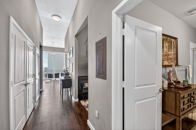 300 S Australian Avenue 1601, West Palm Beach, FL 33401