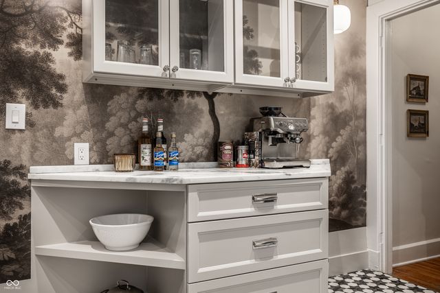 140 E 44th Street, Indianapolis, IN 46205