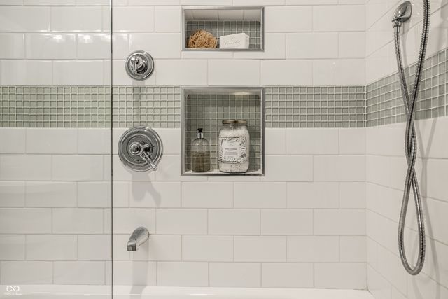 140 E 44th Street, Indianapolis, IN 46205