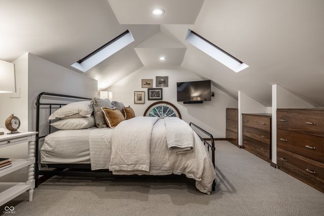 140 E 44th Street, Indianapolis, IN 46205