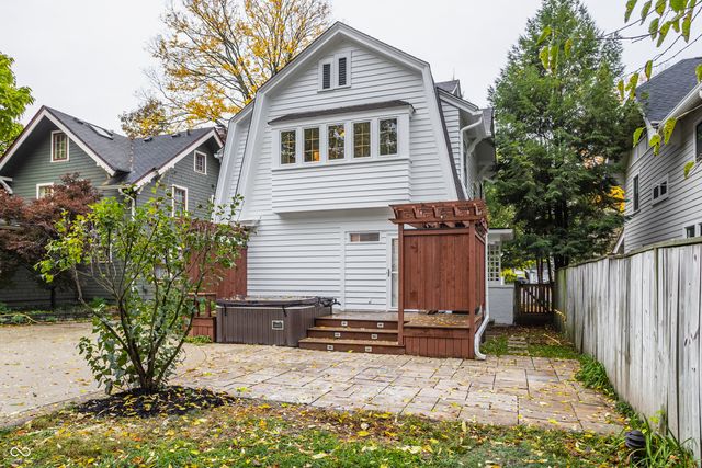 140 E 44th Street, Indianapolis, IN 46205